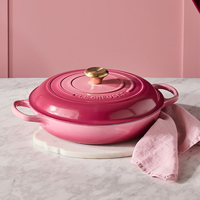 Cast Iron Signature Shallow CasseroleBerry image number 1